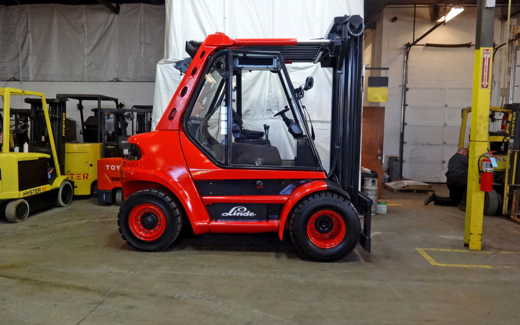  2004 Linde H80D Forklift on Sale in Iowa