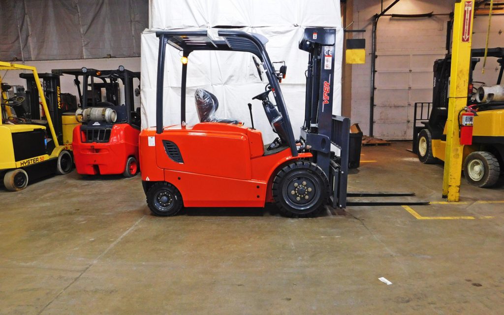  2016 Viper FB35 Forklift on Sale in Iowa