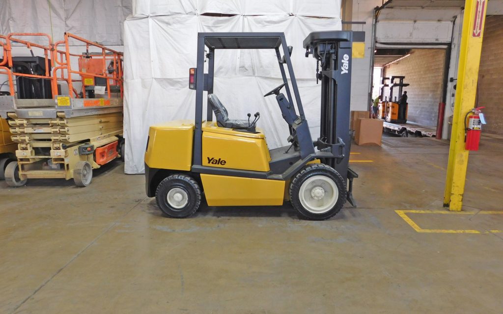  2003 Yale GDP060 Forklift on Sale in Iowa