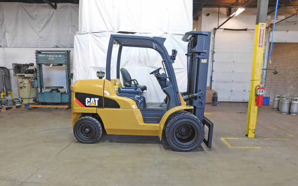  2010 Caterpillar PD10000 Forklift on Sale in Iowa